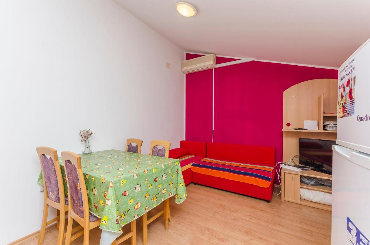 Apartments Mira I โวดีเซ ภายนอก รูปภาพ