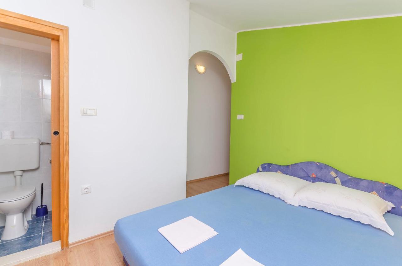 Apartments Mira I โวดีเซ ภายนอก รูปภาพ