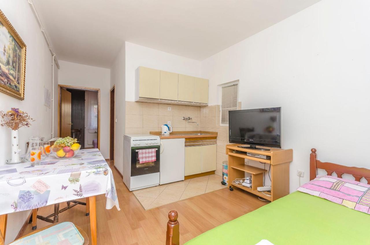 Apartments Mira I โวดีเซ ภายนอก รูปภาพ