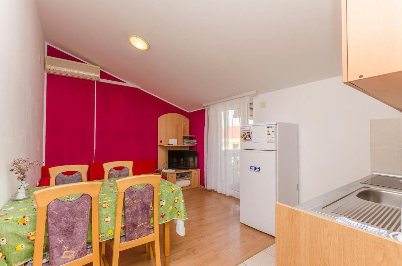 Apartments Mira I โวดีเซ ภายนอก รูปภาพ