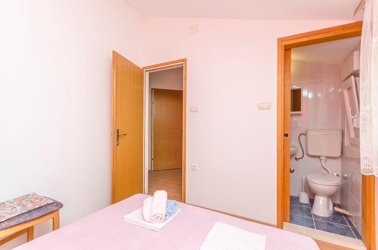 Apartments Mira I โวดีเซ ภายนอก รูปภาพ