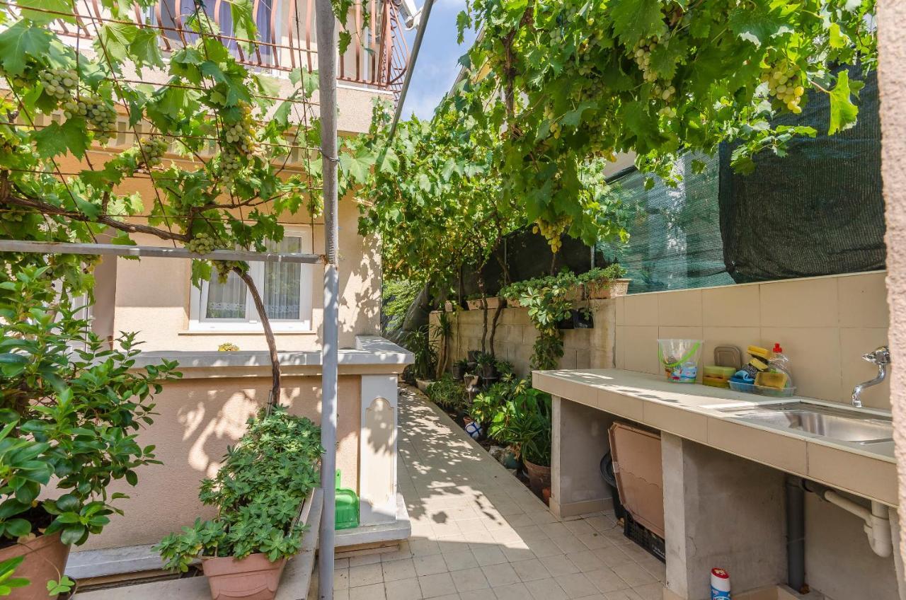 Apartments Mira I โวดีเซ ภายนอก รูปภาพ
